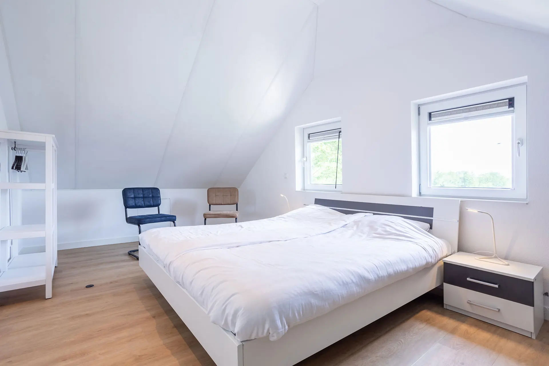 twee persoons slaapkamer boven